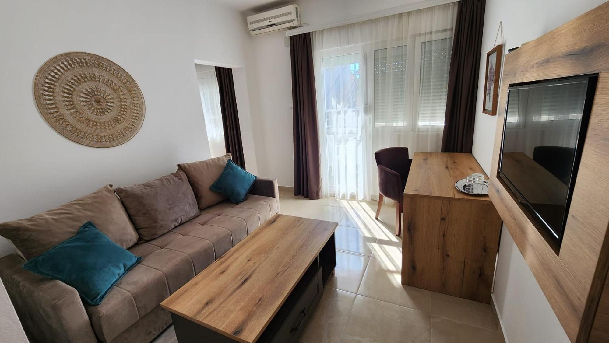 "House Muenster" Bed&Breakfast - Ulcinj 도니 스토이 객실 사진