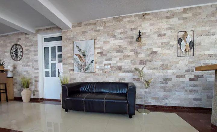 "House Muenster" Bed&Breakfast - Ulcinj 도니 스토이 외부 사진