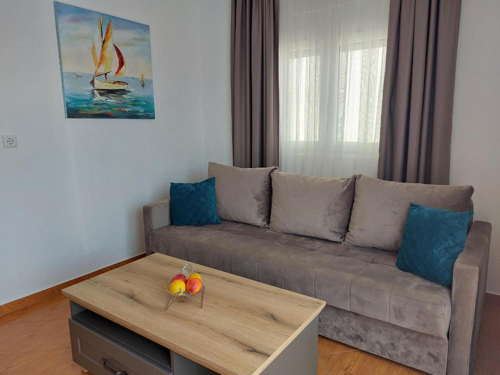 "House Muenster" Bed&Breakfast - Ulcinj 도니 스토이 객실 사진