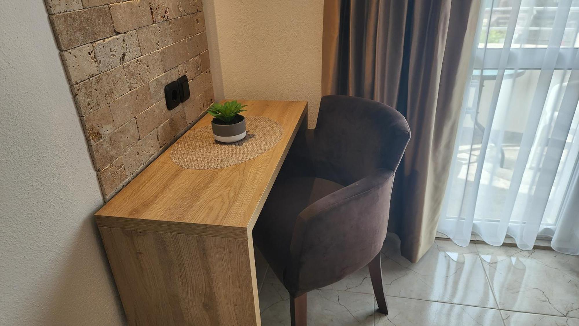 "House Muenster" Bed&Breakfast - Ulcinj 도니 스토이 객실 사진