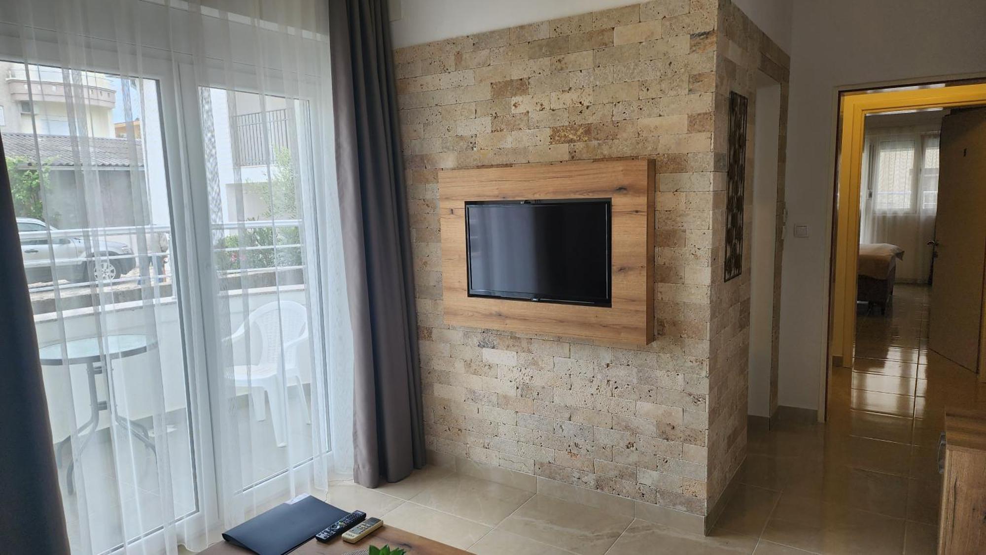 "House Muenster" Bed&Breakfast - Ulcinj 도니 스토이 객실 사진